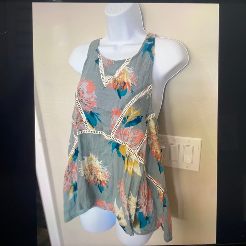 O’Neill Sz Med Flowy Sleeveless Top